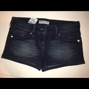 NEW DENIM SHORT from guess !!